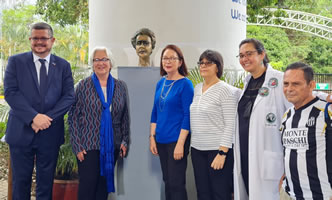 Unveiling de Marie Curie